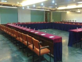 Hotel Executive Lucknow Exterior foto